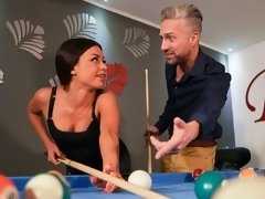 Culo, Mamada, Estilo perrito, Afeitado, Medias largas, Estriptis, Adolescente, Tetas