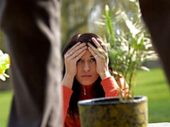 Blasen, Braunhaarige, Hundestellung, Handjob, Küssen, Dürr, Tätowierung, Jungendliche (18+)