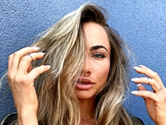 Erstaunlich, Fingern, Klaffend, Masturbation, Milf, Pov, Tätowierung, Titten