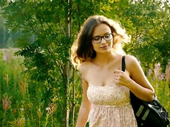 Gros seins, Sucer une bite, Brunette brune, Couple, Européenne, Hd, De plein air, Adolescente