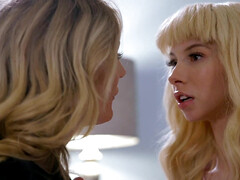 Grosse titten, Familie, Behaart, Küssen, Natürlichen titten, Muschi, Rotschopf, Flotter dreier