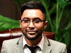 Anal, Gros seins, Bisexuelle, Bondage, Robe, Talons, Transsexuelle, Cheveux courts