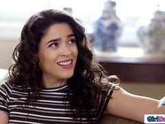 Baby sitter, Gros seins, Groupe, Hd, Petite femme, Chatte, Belle mère, Tabou