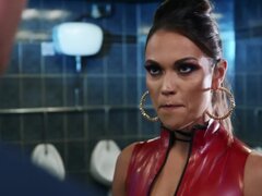 Sucer une bite, Brunette brune, Branlette thaïlandaise, Mère que j'aimerais baiser