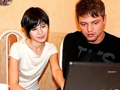 フェラチオ, バック, ダブル開発, 手コキする, ハードコア, オナニー, ロシア人, 三人