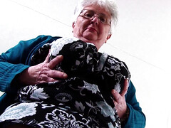 Gorda, Consolador, Peludo, Masturbación, Tetas naturales, Coño, Afeitado, Solo