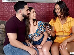 ベッドルーム, デカ尻, デカチン, フェラチオ, 女 人男 人, 自然山雀, ティーン, オッパイの