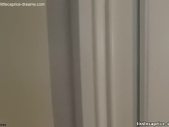 Achter de coulissen, Tsjechisch, Hd, Natuurlijke tieten, Openbaar, Russisch, Tiener, Trio