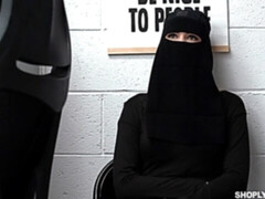 Blonde, Sucer une bite, Attrapée, Branlette thaïlandaise, Dénudage, Adolescente, Nénés, Uniforme