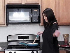 デカチン, フェラチオ, 言葉責め, バック, 家族, 指いじり, Hd, ティーン