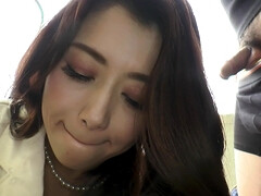 Asiatisch, Hundestellung, Gruppensex, Handjob, Küssen, Milf, Im freien, Öffentlich