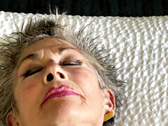 Britisch, Europäisch, Frau, Fingern, Hd, Hotel, Masturbation, Reif