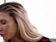 Sadomasoquismo, Tetas grandes, Rubia, Consolador, Besar, Lesbiana, Madres para coger, Nalgadas