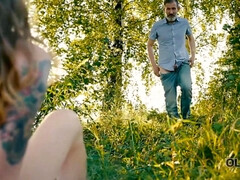 Поза 69, Большая жопа, Грудастые, Парочка, Лизание, На природе, Киски, Сиськи