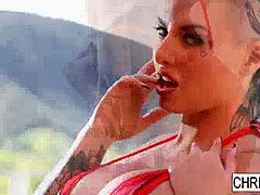 Brunette brune, Chatte, Tatouage