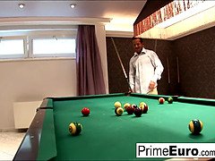 Grosse titten, Braunhaarige, Lingerie, Milf, Mutti, Rau, Schreiend, Flotter dreier