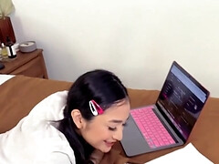 18, アジア人, お尻, フェラチオ, 大学生, 中出し, イく瞬間, ユニフォーム