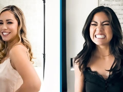 Большая жопа, Большие сиськи, Блондинки, Поцелуи, Лесбиянка, Киски, Кричащие, Стриптизерша