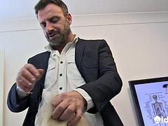 Толстушки, Большие сиськи, Блондинки, Очки, Хд, Зрелые, В офисе