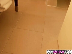 Gros seins, Blonde, Brunette brune, En levrette, Doigter, Hd, Mère que j'aimerais baiser, Pov