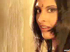 India, brunettes, taunting
