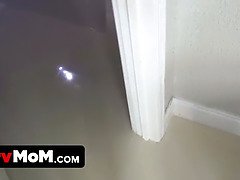 Sexy Deprived Stepmom Satisfied By Her Horny Stepson