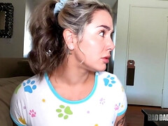 Culo grande, Tetas grandes, Rubia, Corridas faciales, Tetas naturales, Pov, Realidad, Adolescente