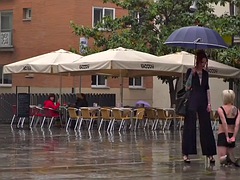 Rubia, Amarrada, Madres para coger, Al aire libre, Público, Pelirrojo, Tatuaje, Adolescente