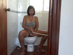 Leie, Grosser arsch, Blasen, Französisch, Milf, Mutti, Pissen, Toilette