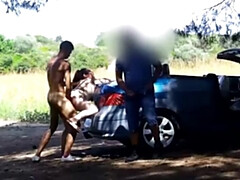 Grosser schwanz, Grosse titten, Blasen, Auto, Spermaladung, Hundestellung, Im freien, Spanisch