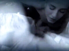 Grosse bite, Brunette brune, Branlette thaïlandaise, Hard, Petite femme, Suçant, Attachée, Voyeur