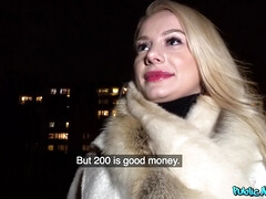 Amateur, Mamada, Engañando, Corrida, Al aire libre, Pov, Público, Coño