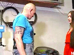 Mamada, Morena, Corridas, Alemán, Oficina, Pequeña, Medias largas, Adolescente