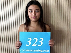 Gros cul, Grosse bite, Gros seins, Sucer une bite, Brunette brune, En levrette, Mère que j'aimerais baiser