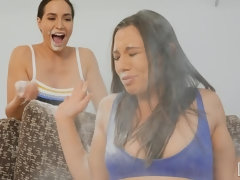 茶髪の, 指いじり, レズビアン, なめる, オナニー, オマンコ, ストリッピング, ティーン