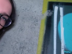 Sucer une bite, Couple, En levrette, Branlette thaïlandaise, Hd, De plein air, Pov, Public