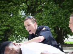 Belle grosse femme bgf, Noire, Sucer une bite, Brunette brune, Homme nu et filles habillées, Hd, Interracial, Uniforme