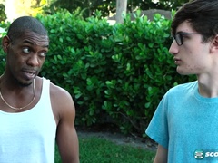 Bikini, Rubia, Morena, Corridas, Doble penetracion, Grupo, Coño, Chupando