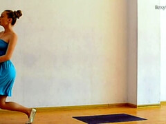 Leie, Blondine, Frau, Fetisch, Sporthalle, Muschi, Solo, Titten