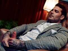 ブーツ, イギリス人, 手コキする, キス, オフィス, ショートヘア, スパンキング, 三人