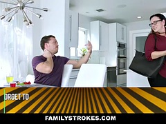 Amateur, Chica, Mamada, Corridas faciales, Penetracion con dedos, Adolescente, Trio, Tetas