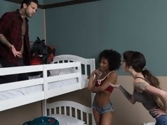 Culo, Mamada, Estilo perrito, Ffm, Interracial, Masturbación, Adolescente, Trio