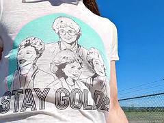 Gros seins, Talons, Mère que j'aimerais baiser, De plein air, Piercing, Public, Douche, Nénés