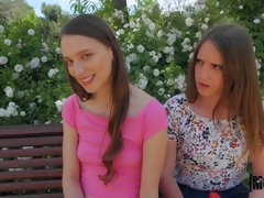 Grosse bite, Sucer une bite, Gorge profonde, Poilue, Public, Chatte, Adolescente, Nénés