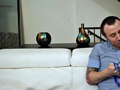 Lieveling, Grote lul, Grote mammen, Pijpbeurt, Bruinharig, Schattig, Fetisj, Zoenen