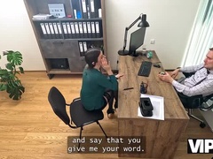 Schönheit, Schwarz, Europäisch, Hardcore, Natürlich, Natürlichen titten, Büro, Strümpfe