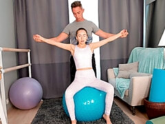 Small-tit chick Bloom Lambie screwed hardly on the first date