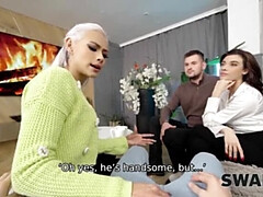 Grote lul, Biseksueel, Autobus, Hd, Openbaar, Trio, Vrouw, Vrouwwisselen