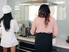 Поза 69, Большие сиськи, Черные, Брюнетки, Ноги, Фетиш, Латиноамериканки, Лизание