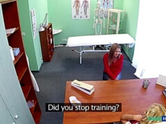 Amateur, Médico, Penetracion con dedos, Lesbiana, Lamidas, Enfermera, Uniforme, Voyeur